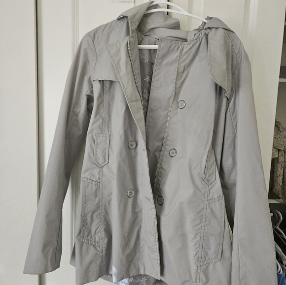 Suzy shier raincoat - Picture 1 of 3